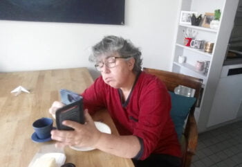 corona die Neue muskuläre Verspannung Pyjamaparty